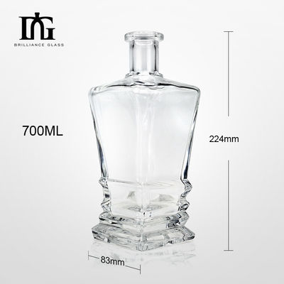 Υλικό για το κολάρο Γυάλινο μπουκάλι Spirits Design Square Custom Engraved Beverage Cork Bottle