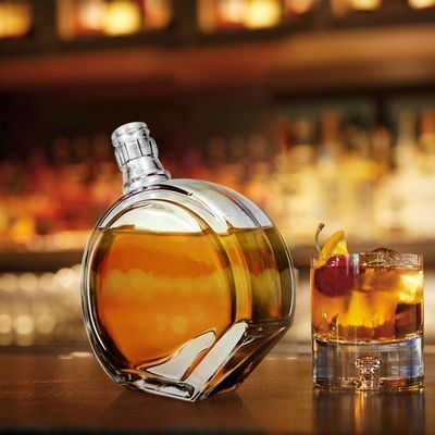 700 ml 750 ml Φτερό κάτω γυάλινο μπουκάλι κρασιού με προσωπική επωνυμία και φελλή σφραγίδα