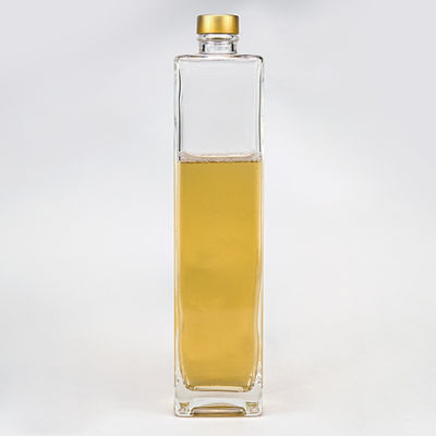 700 ml τετραγωνικό αλουμινένιο βίδα φελλό πάχος κάτω Βότκα Μπράντυ Ρουμ Τζιν Πνευματώδη Αλκοόλ γυάλινο μπουκάλι