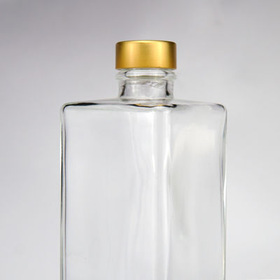 700 ml τετραγωνικό αλουμινένιο βίδα φελλό πάχος κάτω Βότκα Μπράντυ Ρουμ Τζιν Πνευματώδη Αλκοόλ γυάλινο μπουκάλι