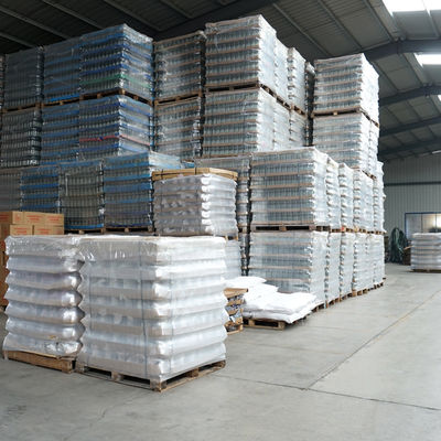 Προσαρμοσμένο λογότυπο 300ml 500ml 700ml 750ml γυάλινο μπουκάλι για Βότκα Ουίσκι Λικέρ Μπράντυ
