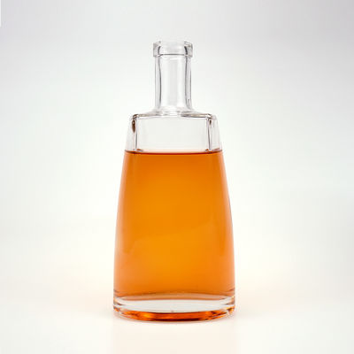 700 ml γυάλινο μπουκάλι για βότκα τζιν και κρασί υλικό σώματος γυαλί λογότυπο αποδεκτό