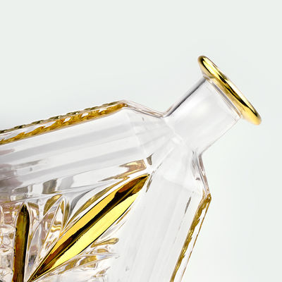 650 ml/700 ml/750 ml γυάλινες μπουκάλες μπράντι με χωρητικότητα και γυάλινο φελλό