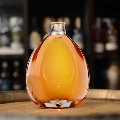 Κεπάκι τύπου φελλού και τα δύο ποτά Ποτό 500 ml 750 ml Ειδικό σχήμα Διαφανές γυάλινο μπουκάλι