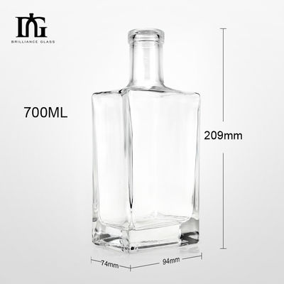 500 ml 700 ml 750 ml Προσαρμοσμένο πάχος κάτω τετράγωνο γυάλινο μπουκάλι για οινοπνεύματα και ποτά