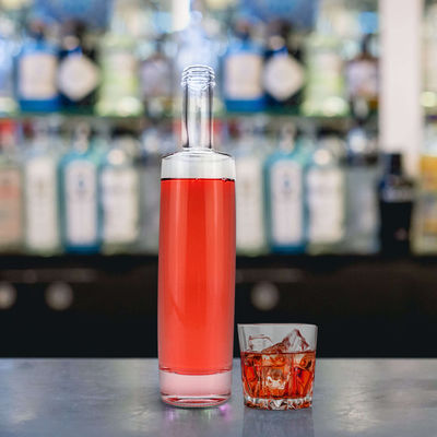 500 ml 700 ml Κρυστάλλινο λευκό στρογγυλό μπουκάλι κρασιού με θερμή σφραγίδα και σφραγίδα τύπου CORK
