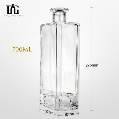 500ml/700ml/750ml γυάλινη φιάλη VODKA με μοναδικό τετραγωνικό σχήμα και σχεδιασμό βουνού