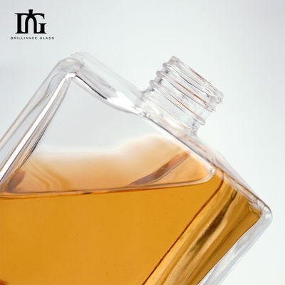Γυάλινο κολάρο υλικό τετράγωνο διαυγές επίπεδη ώμο 500 ml 700 ml μπουκάλι ουίσκι με φελλό