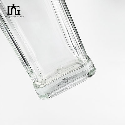 Υψηλή φιάλη ουίσκι 700 ml κατασκευασμένη από γυαλί Extra Flint με χαραγμένη εκτύπωση Decal