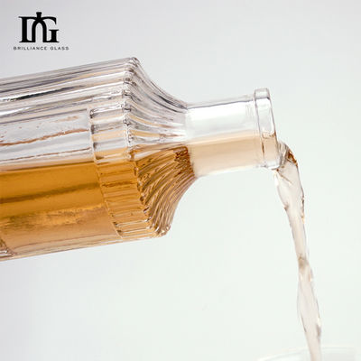 Προσαρμοσμένο 250 ml ηλεκτροπληρωμένο μπουκάλι τεκίλα κενό γυάλινο μπουκάλι με καπάκι από φελλό