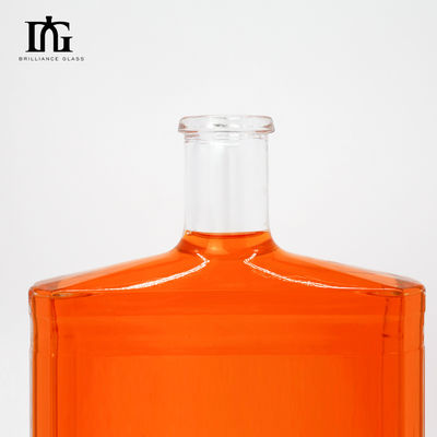 Υλικό γυάλινου σώματος 700 ml τετραγωνικό μπουκάλι για εξατομικευμένο τζιν ρούμι μπράντυ βότκα γυάλινο κρασί