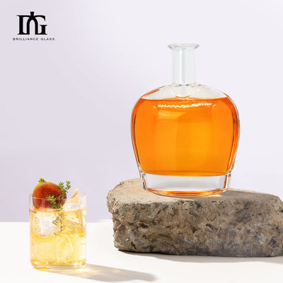 Προσαρμοσμένο σχεδιασμό 700ml Ρουμ γυάλινο μπουκάλι με χωρητικότητα φελλού 700ml Δείγμα παρέχεται δωρεάν