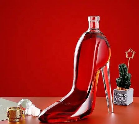 Μοναδικό σχήμα 500ml 750ml παπούτσια με ψηλό τακούνι Λικέρ Ουίσκι Κόκκινο κρασί Βότκα γυαλί μπουκάλι