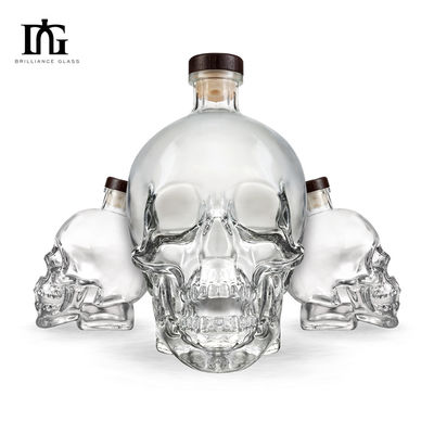 Προσαρμοσμένο μπουκάλι 500ml/750ml με κρανίο Αποδεκτό Λογότυπο πελάτη με καπάκι από φελλό τύπου
