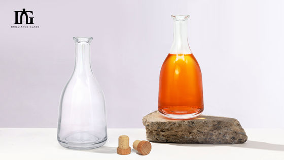 Προσαρμοσμένα μπουκάλια ουίσκι 500-750 ml για οινοπνεύματα