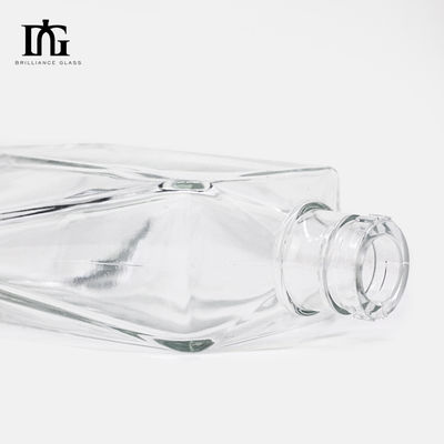 Εγγραφισμένη επιφάνεια 750 ml τετραγωνικό γυάλινο μπουκάλι κρασιού για ποτό
