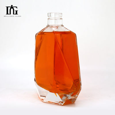 Εγγραφισμένη επιφάνεια 750 ml τετραγωνικό γυάλινο μπουκάλι κρασιού για ποτό