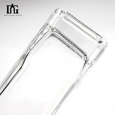 650 ml Creative Whiskey Vodka γυάλινα μπουκάλια με φελλό και καπάκι βίδας με χαραγμένη επιφάνεια