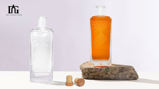 Διαφανές στρογγυλό κενό καπάκι 750 ml Custom Vodka Whisky Rum γυάλινο μπουκάλι