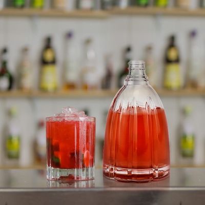 500ml 700ml Custom Super Flint γυάλινα μπουκάλια για ποτά Ουίσκι Βότκα Μπράντυ μοναδικό σχεδιασμό