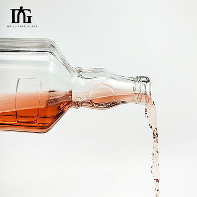Χαρίσματος 700ml μπουκάλι ουίσκι για OEM / ODM αποδεκτό Extra Flint Glass Ουίσκι Top