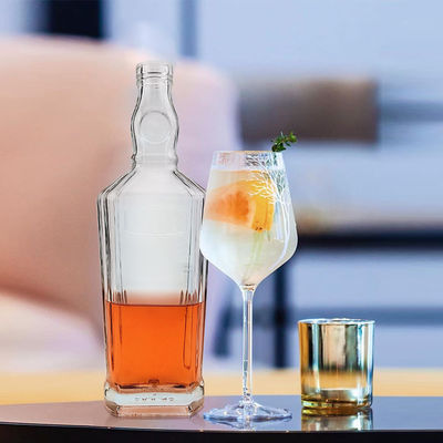 Χαρίσματος 700ml μπουκάλι ουίσκι για OEM / ODM αποδεκτό Extra Flint Glass Ουίσκι Top