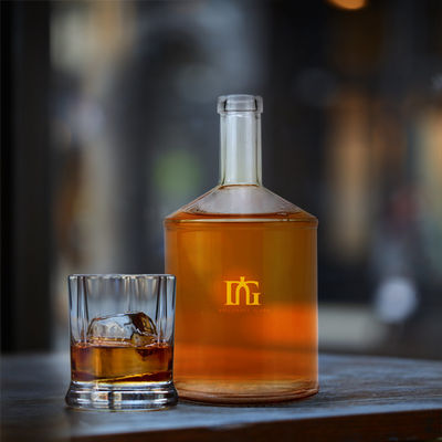 700 ml OEM/ODM Δικαιούται Hotsale Vodka Brandy Παγωμένο κρασί γυάλινα μπουκάλια με φελλό