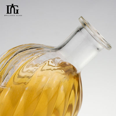 250 ml/500 ml/700 ml/750 ml χωρητικότητα χαρακτική επιφάνεια χειρισμός γυάλινο μπουκάλι για ουίσκι βότκα