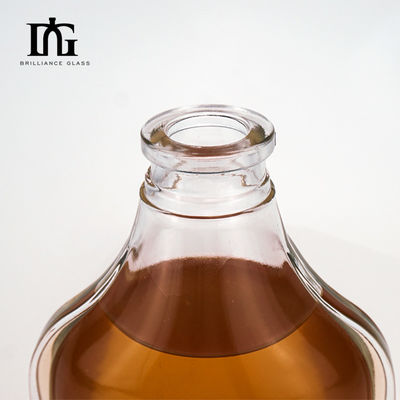 Γυάλινο μπουκάλι ουίσκι 500ml 750ml 1000ml Βασικό υλικό γυαλί τύπου καπάκις βίδα φελλού και τα δύο