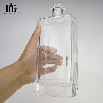 Τετράγωνο γυάλινο μπουκάλι ποτών 250ml/500ml/700ml/750ml για κατανάλωση βότκας ουίσκι τζιν