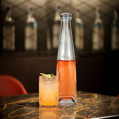 Βασικό υλικό Γυαλί 500ml700ml750ml1000ml Ultra Flint Custom Gin μπουκάλι για οινοπνεύματα