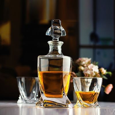 Σχήμα 500ml/700ml/750ml χωρητικότητα Διαφανή κενά ποτά ποτά γυάλινα μπουκάλια για τζιν